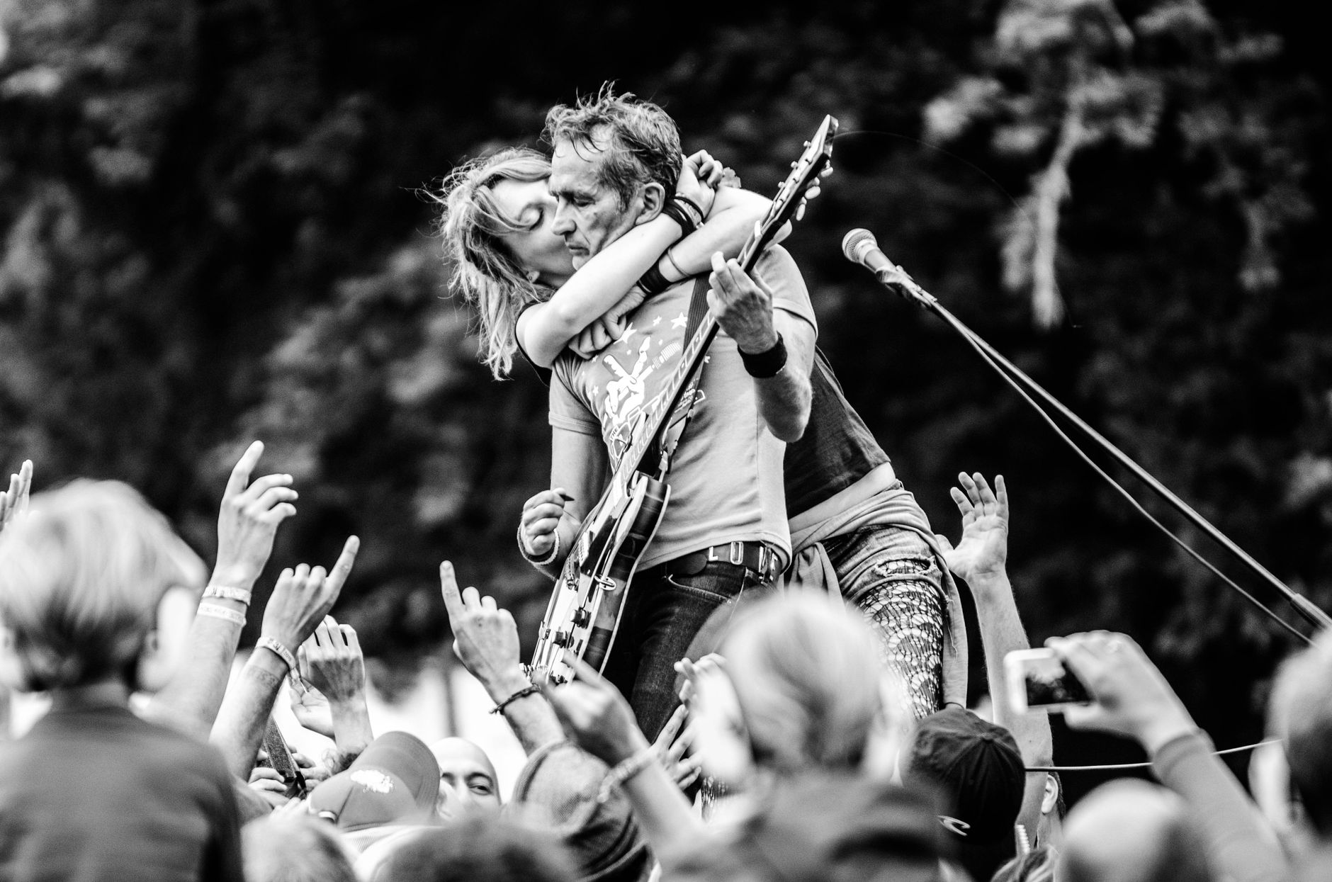 best mic for guitar amp
