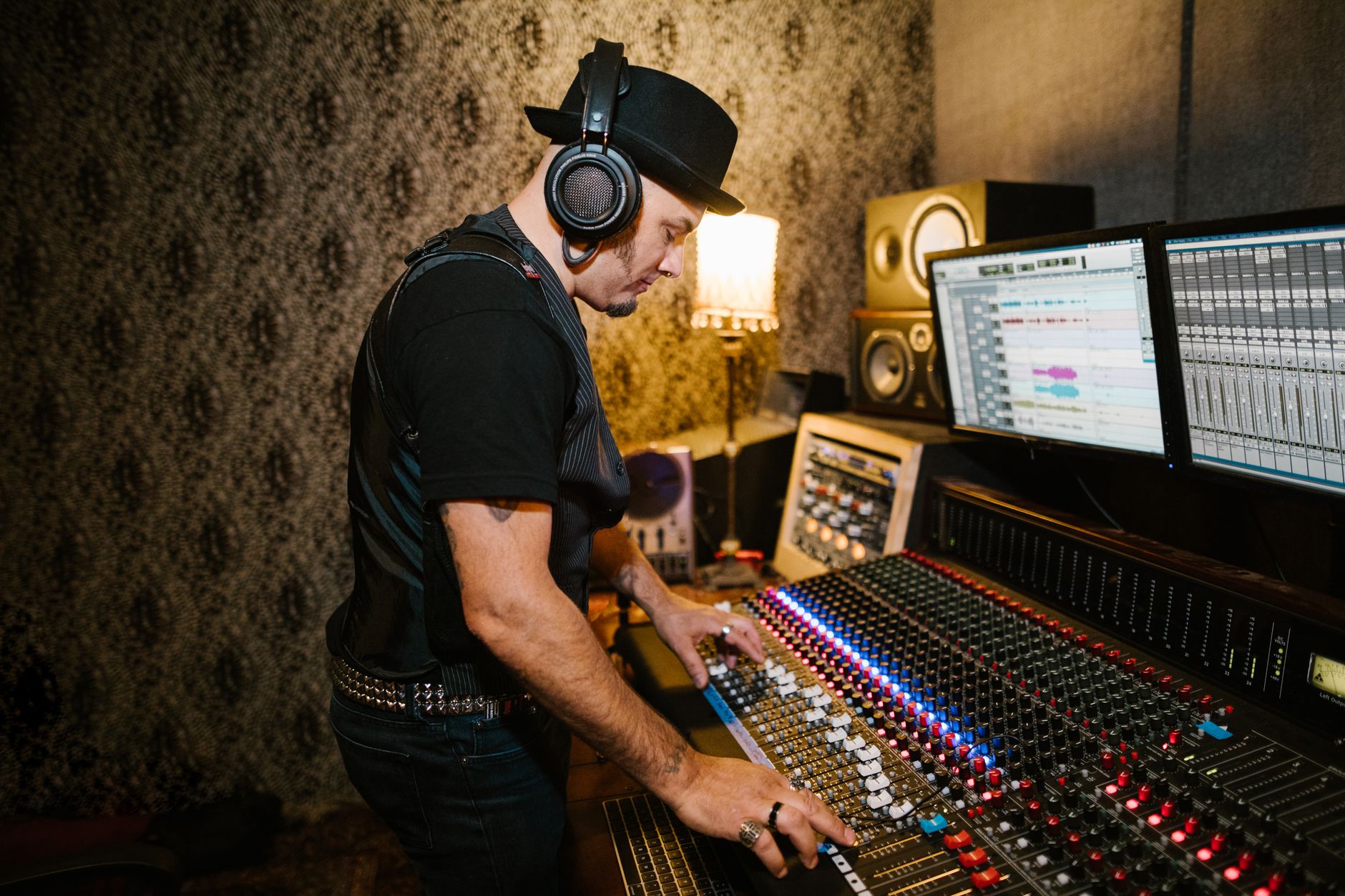 studio monitor pair on mixing desk home studio