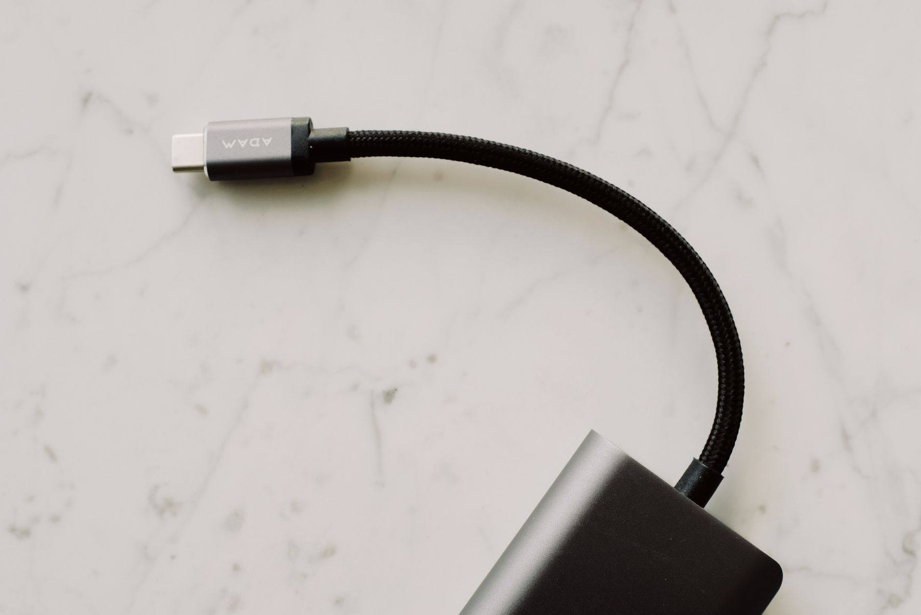 audio interface USB connection to laptop close-up