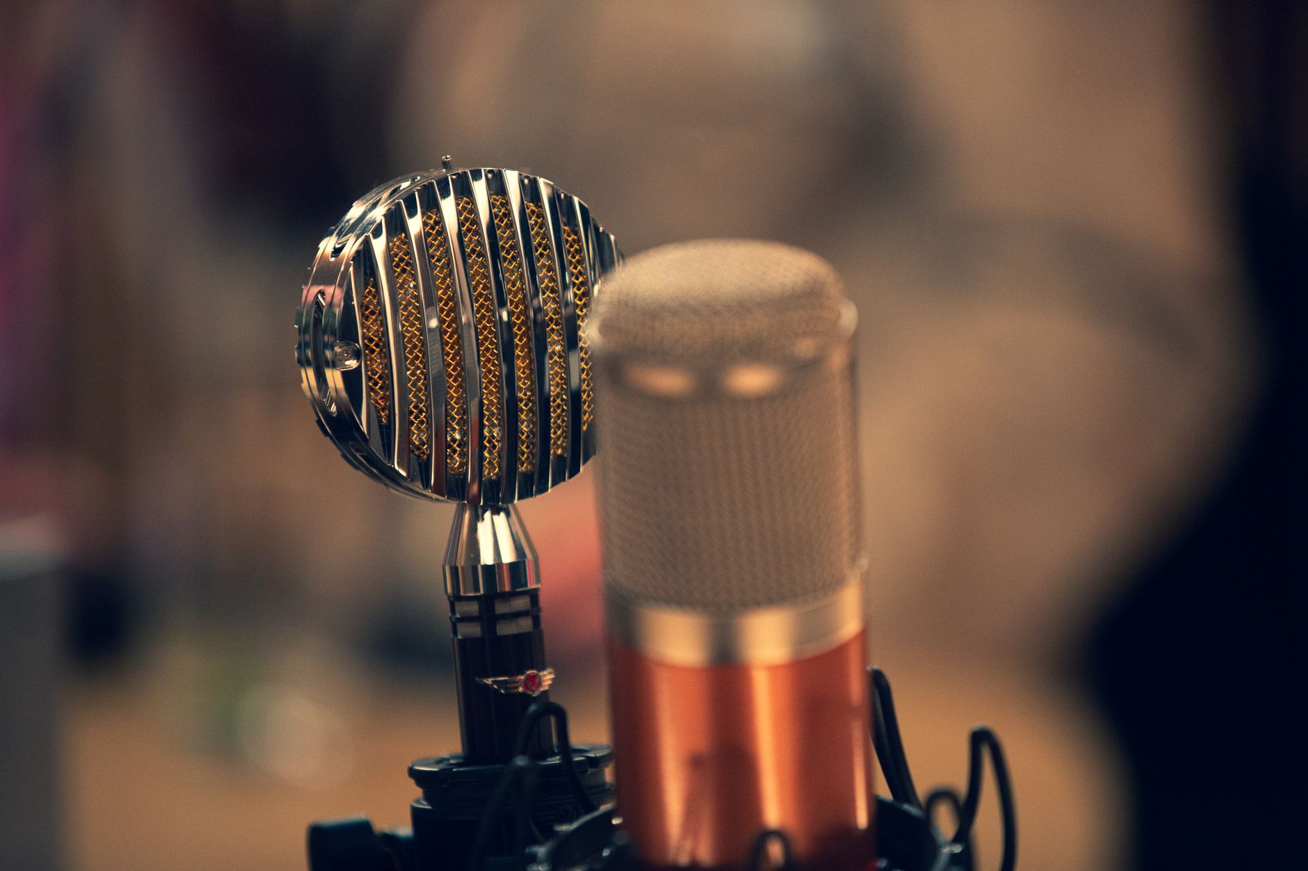 condenser microphone on stand with pop filter home studio