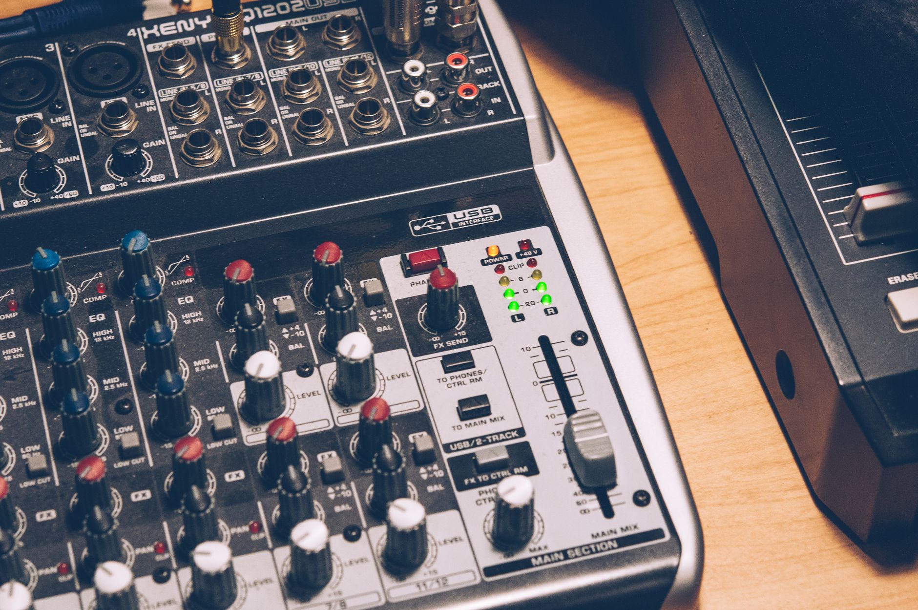 audio interface USB connection close-up