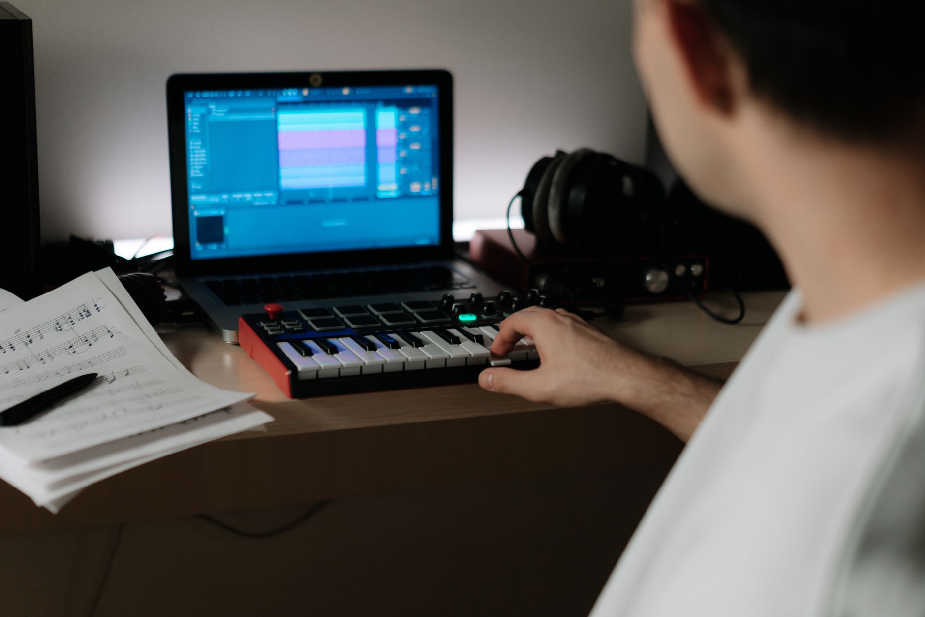 home studio under 200