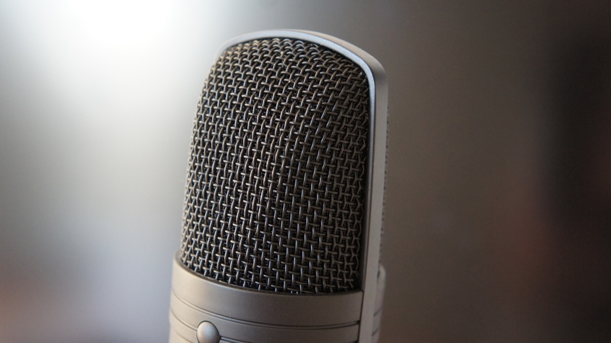 condenser microphone and dynamic microphone side by side studio