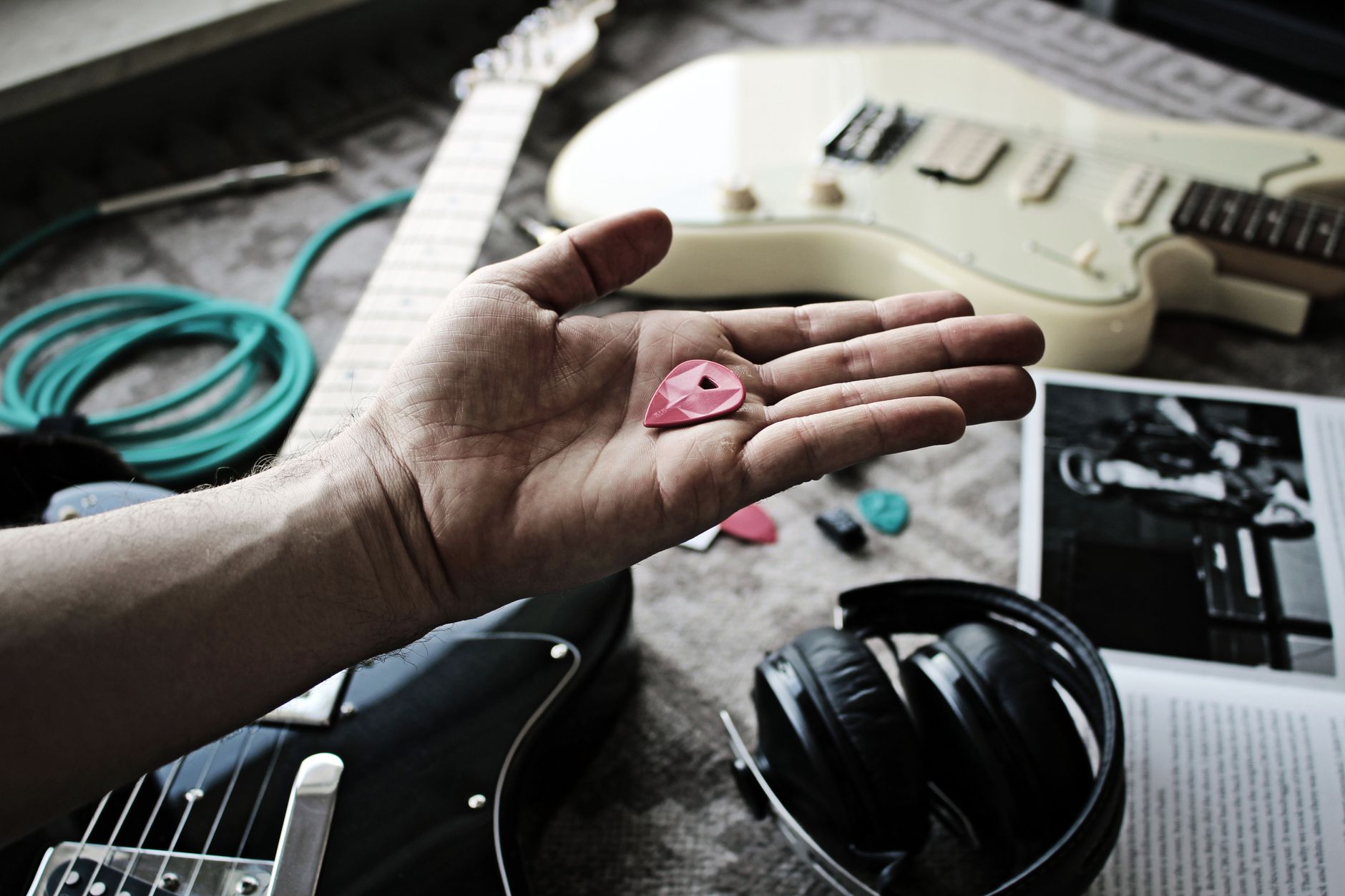 how to record electric guitar