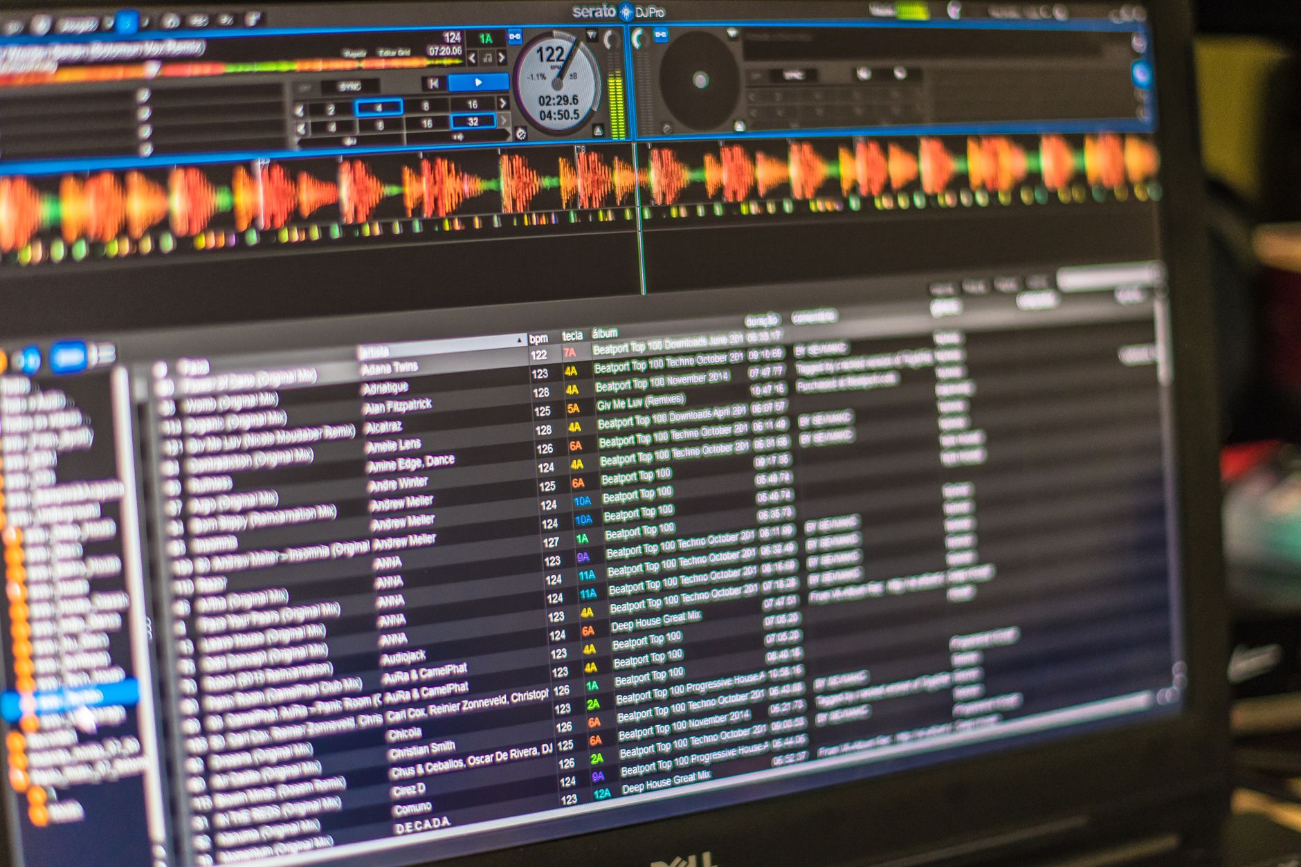 ableton-session-view-clip-grid-laptop