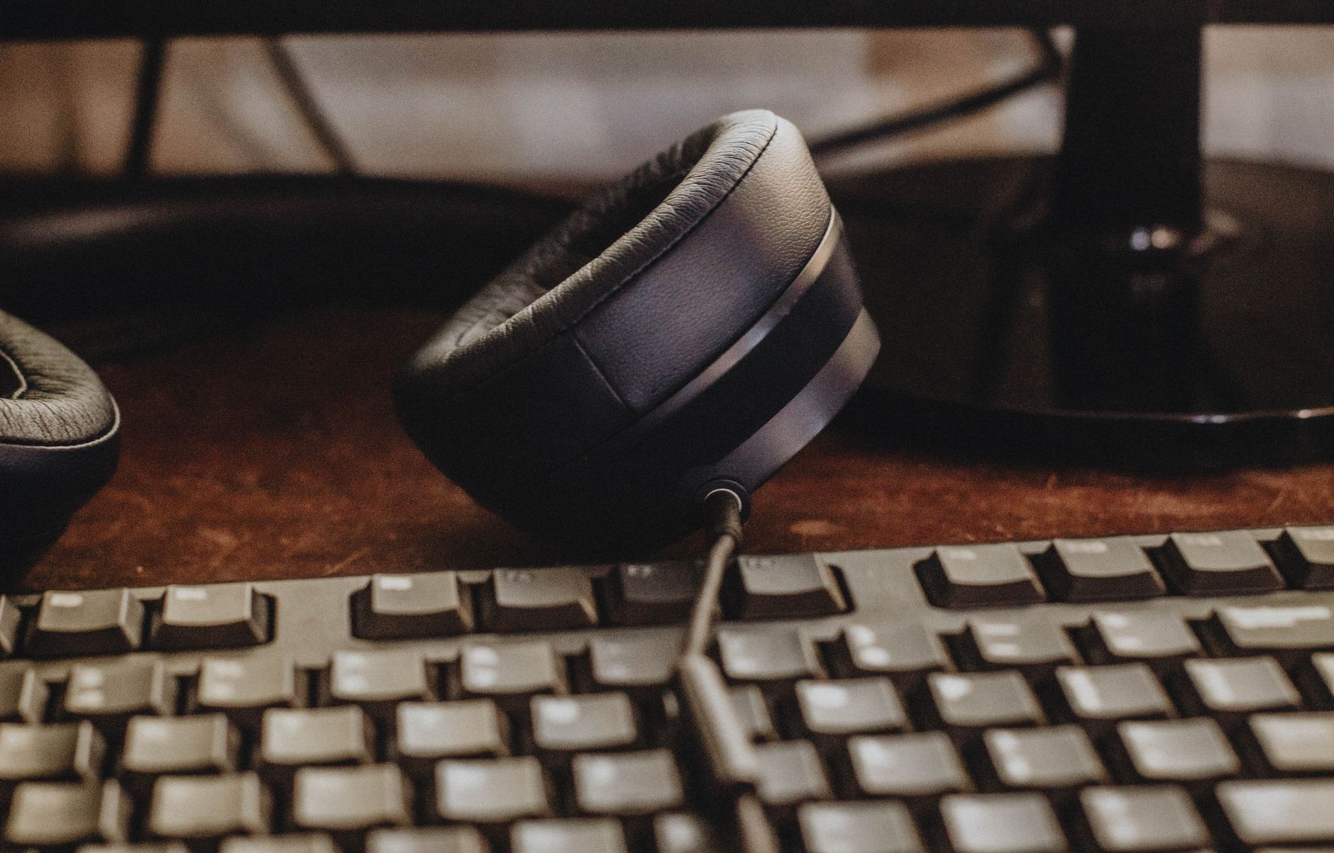 sony mdr-7506 headphones on studio desk